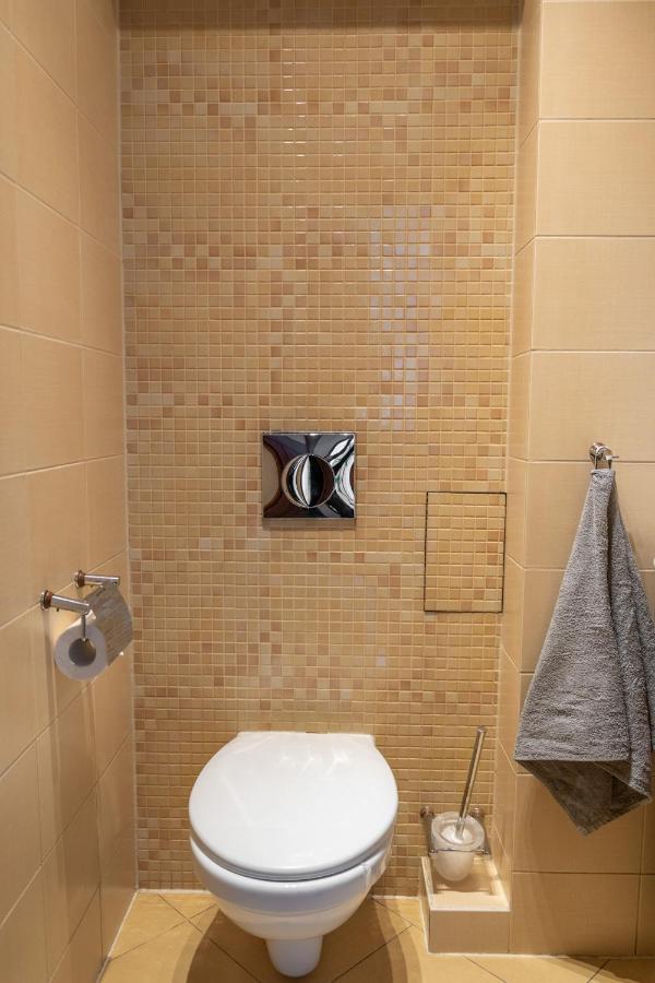 Nest Comfort Torun Exterior photo